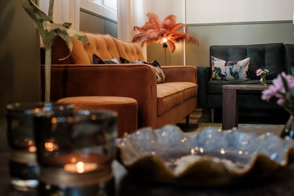 Loungrupp i lobby